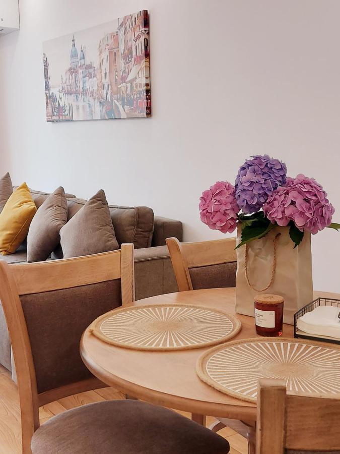 Toni'S Hidden Gem Apartment Казанлък Екстериор снимка