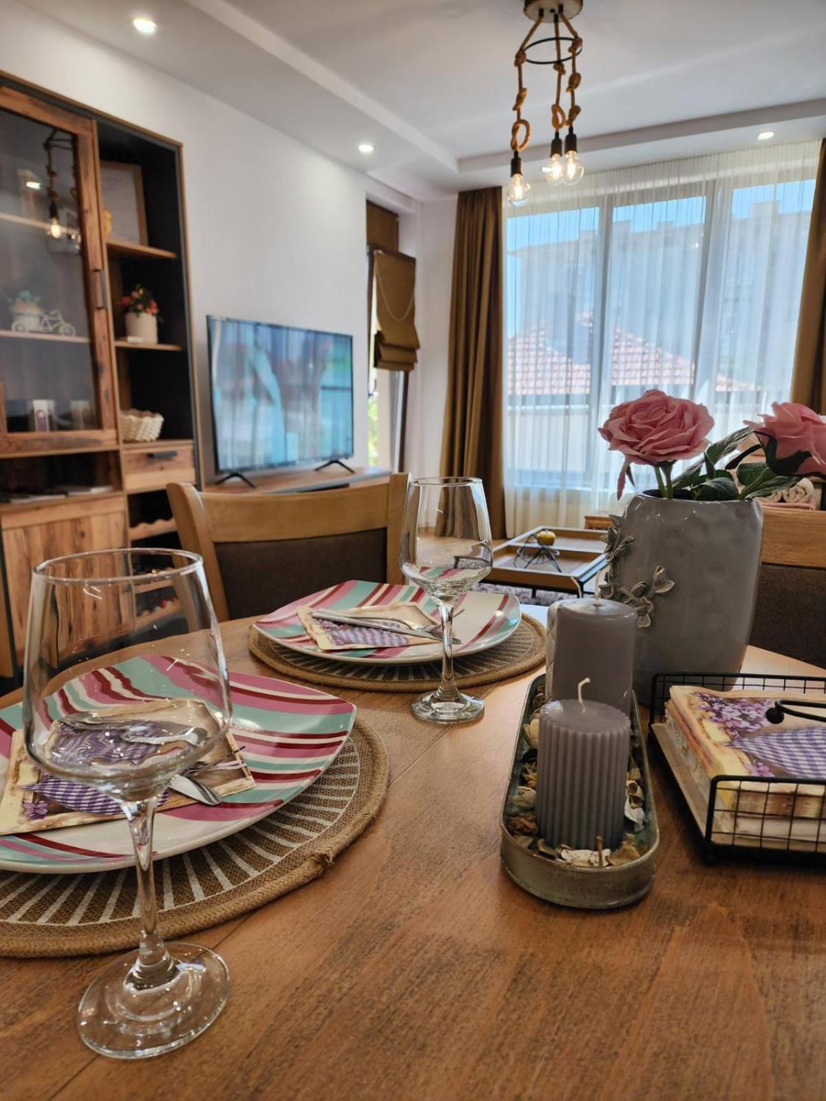 Toni'S Hidden Gem Apartment Казанлък Екстериор снимка